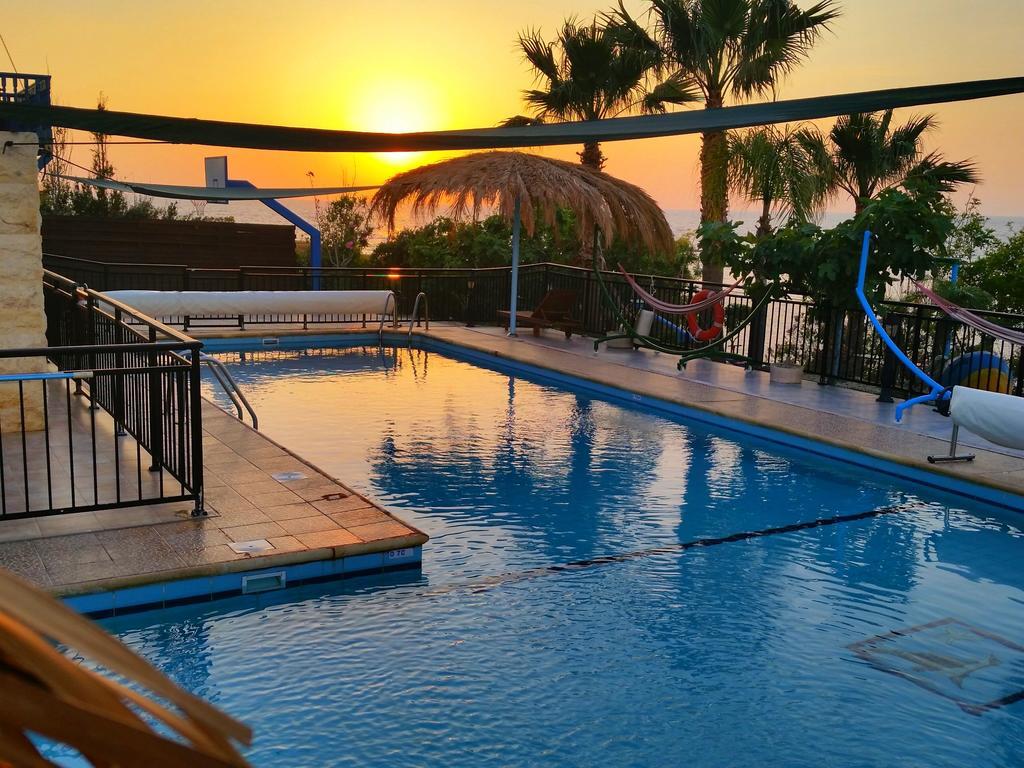 Astrofegia Beachfront Villa Pomos Oda fotoğraf
